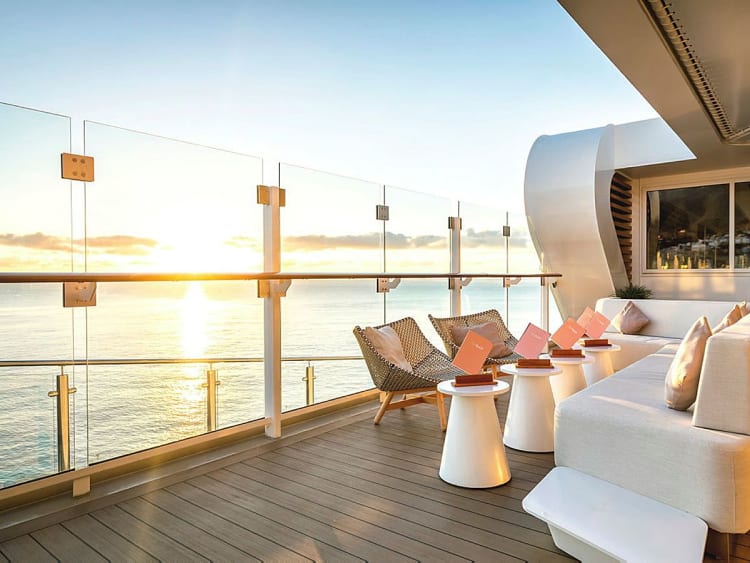 Mein Schiff 1: Hohe Luft Bar Deck 15