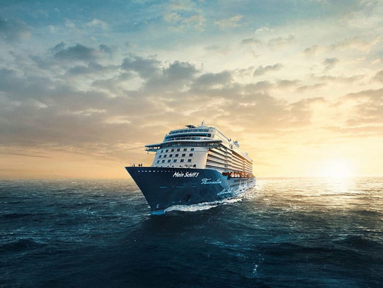 Mein Schiff 5: Au&szlig;enansicht Bug