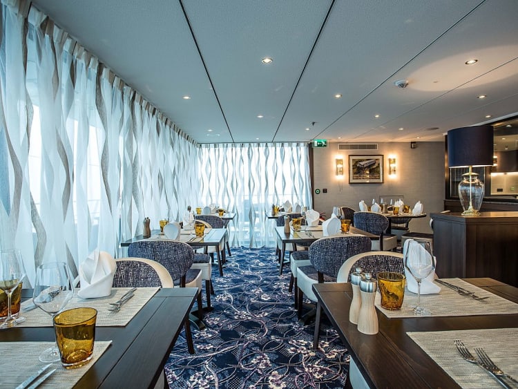 VIVA MOMENTS: VIVA MOMENTS Bistro