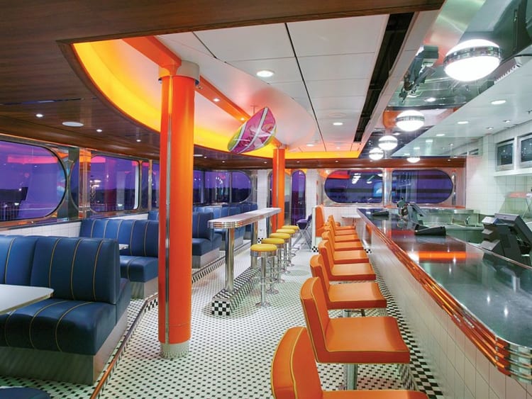 Color Fantasy: Sports and Burger Bar