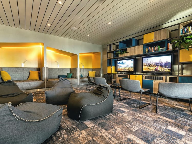 Mein Schiff 2: Spielplatz - Videogames Deck 4