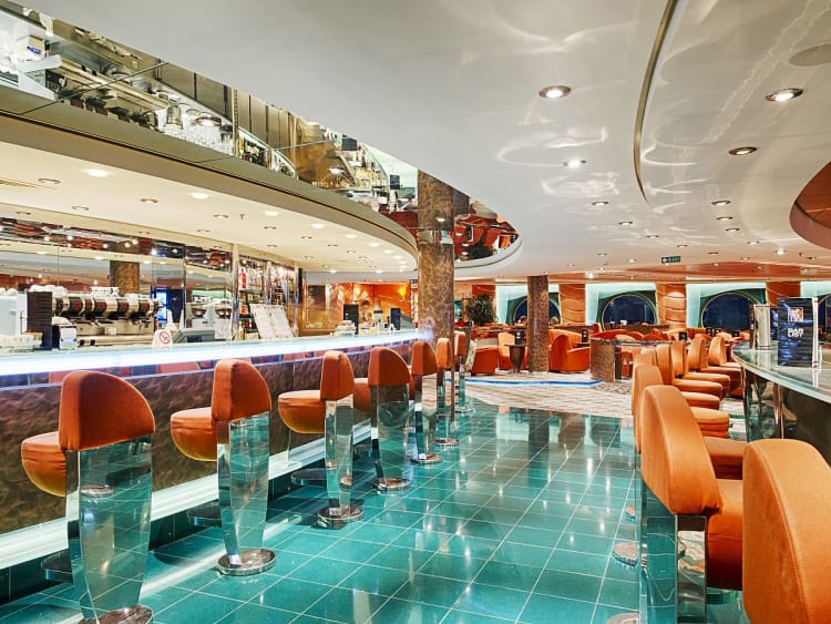 MSC Musica: Crystal Lounge 