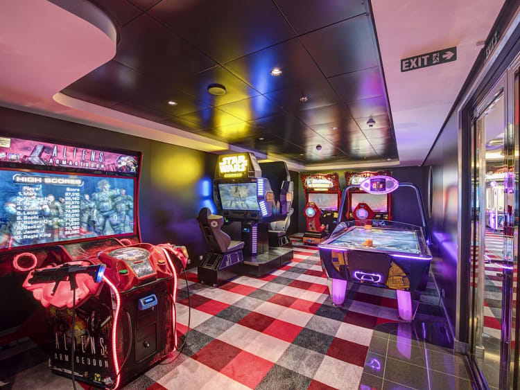 MSC Meraviglia: Virtual Games Arcade 