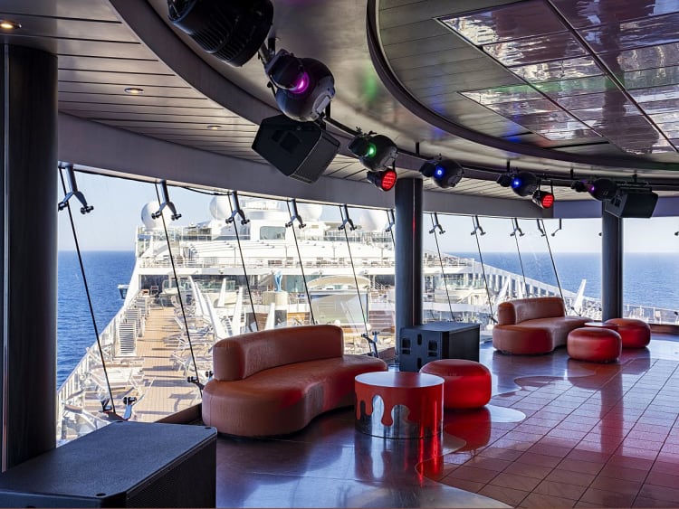 MSC Splendida: Club 33 Disco Deck 16
