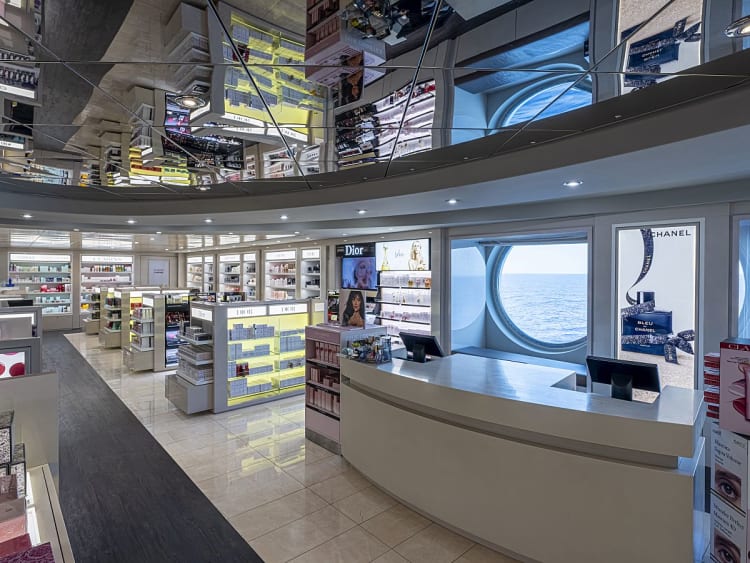 MSC Splendida: Cosmetics Shop Deck 6