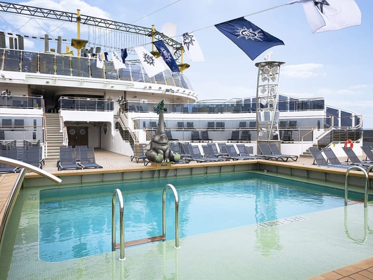 MSC Virtuosa: Horizon Pool Deck 16