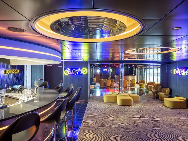 MSC Virtuosa: Attic Club Deck 18