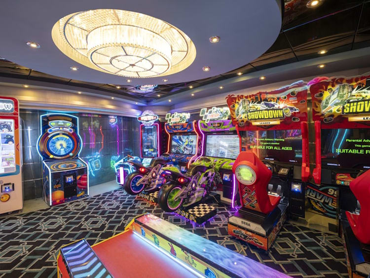 MSC Divina: Virtual World Deck 16