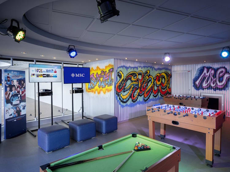 MSC Divina: I Graffiti (Teen Club / Graffiti&rsquo;s) Deck 15