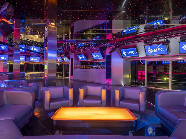 MSC Orchestra: R32 Disco Deck 14