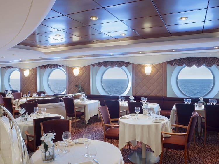 MSC Lirica: La Bussola Restaurant Deck 5