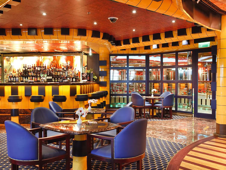 Costa Pacifica: Rick's Piano Bar Deck 5