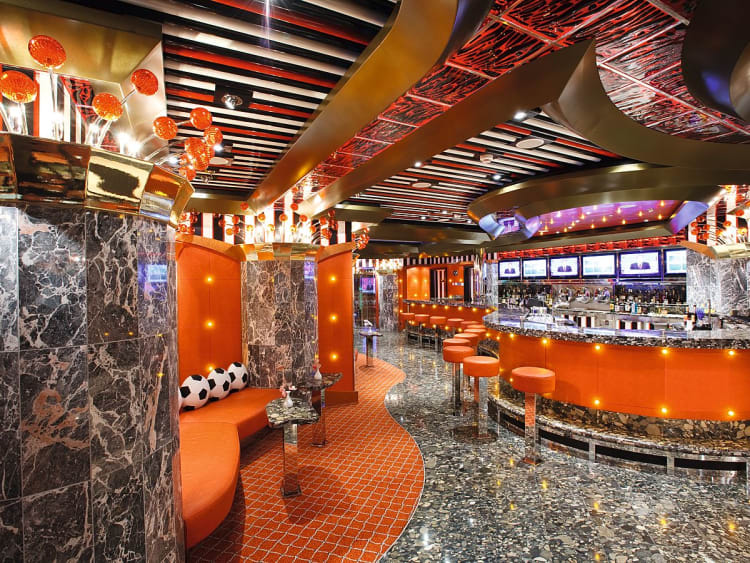 Costa Pacifica: Bar Sport Route 66 Deck 5