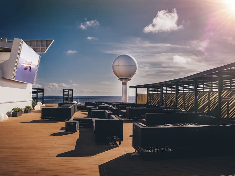 Celebrity Infinity: Rooftop Terrasse