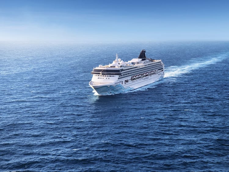 Norwegian Spirit: Au&szlig;enansicht