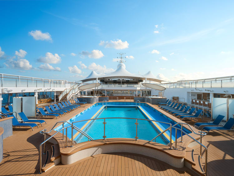 Norwegian Spirit: Pooldeck