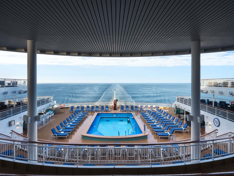 Norwegian Spirit: Pooldeck