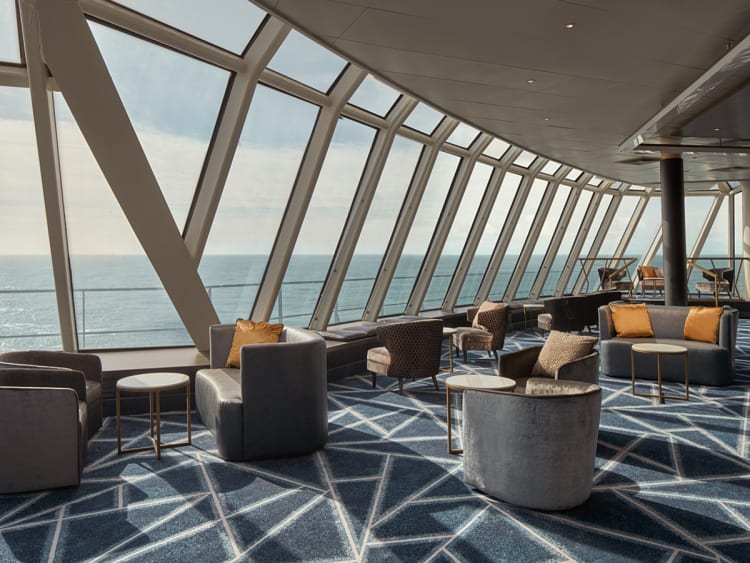 Norwegian Spirit: Spinnaker Lounge