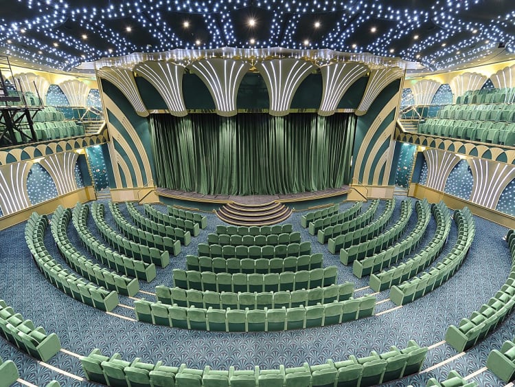 MSC Magnifica: Royal Theatre