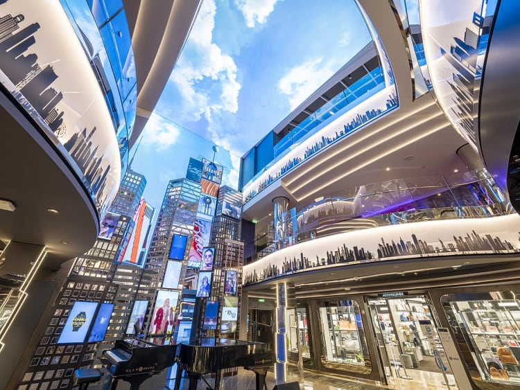 MSC Seashore: Time Square