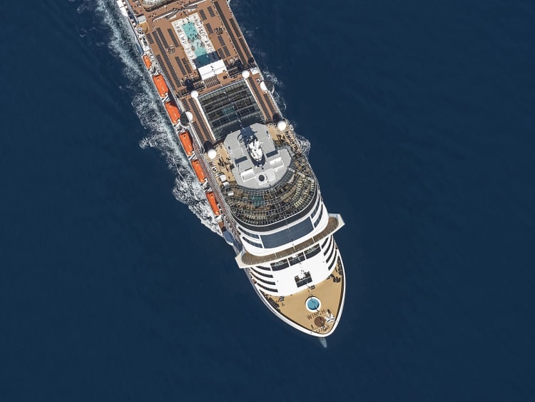 MSC Bellissima: Au&szlig;enansicht oben