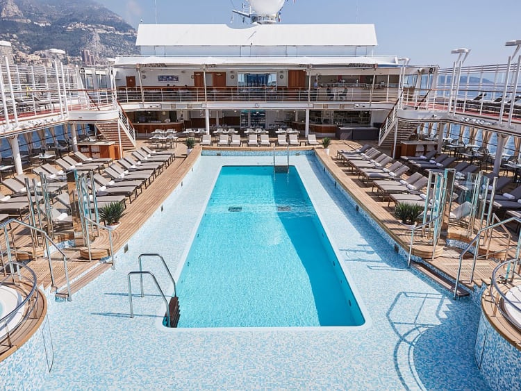 Silver Muse: Pool auf Deck 10