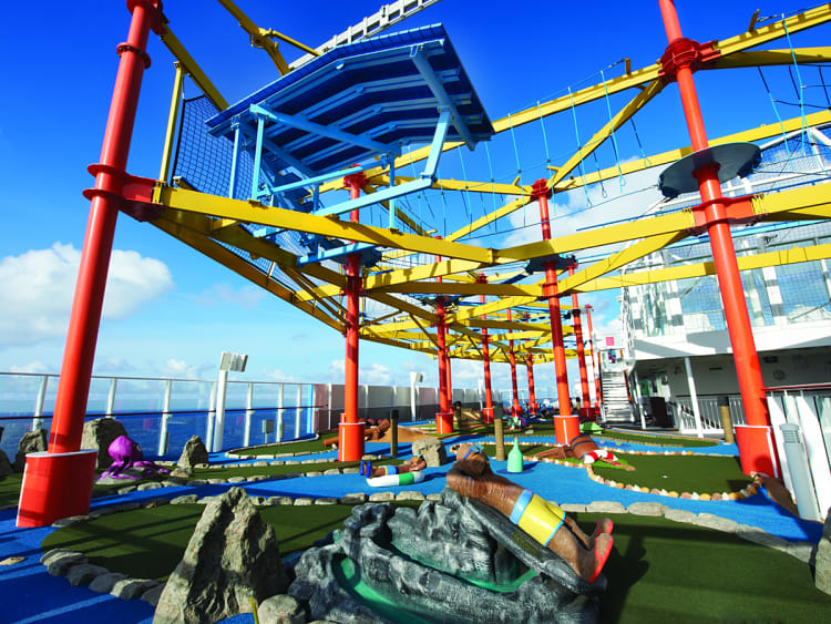 Norwegian Breakaway: Minigolf