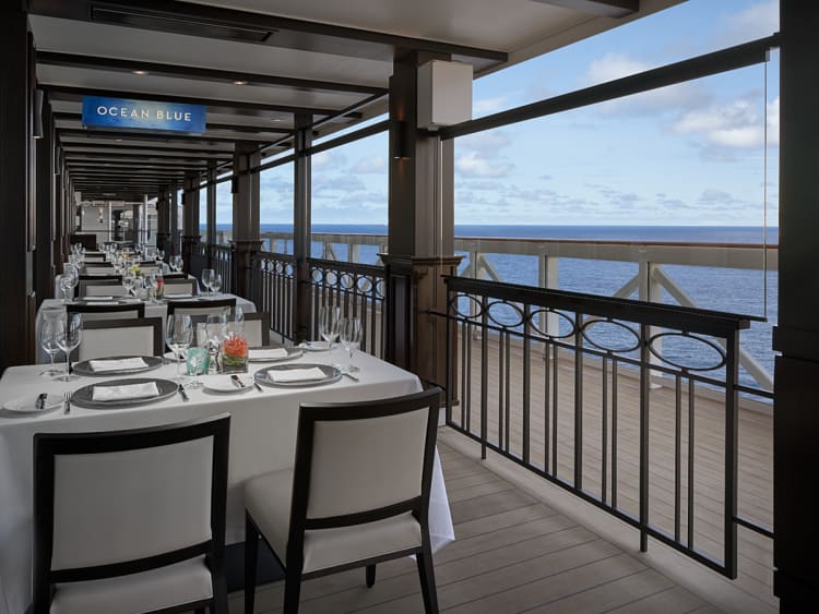 Norwegian Joy: Ocean Blue Restaurant Au&szlig;enbereich