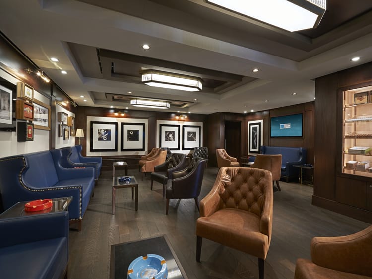 Norwegian Joy: Humidor Room