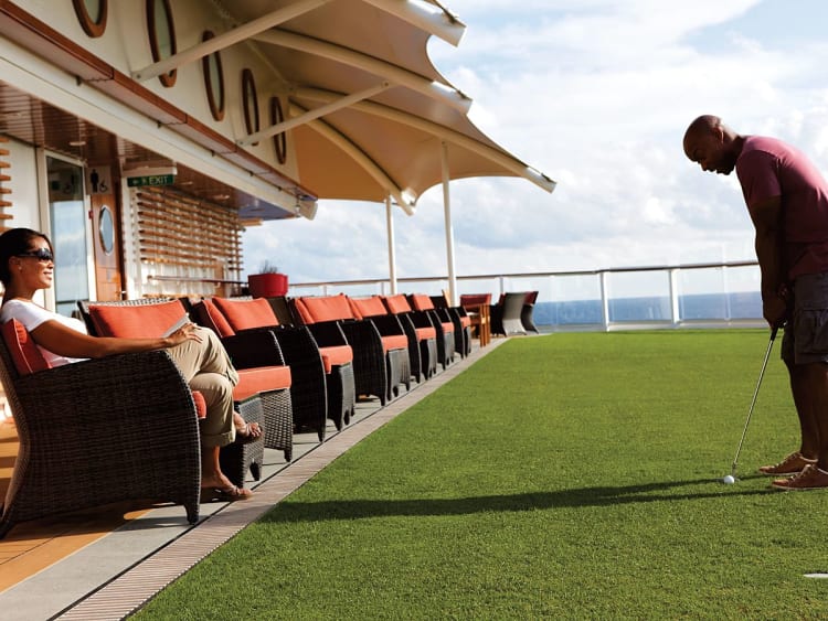 Celebrity Equinox: The Lawn Club Golf
