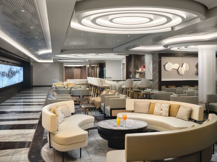 Norwegian Viva: Metropolitan Bar