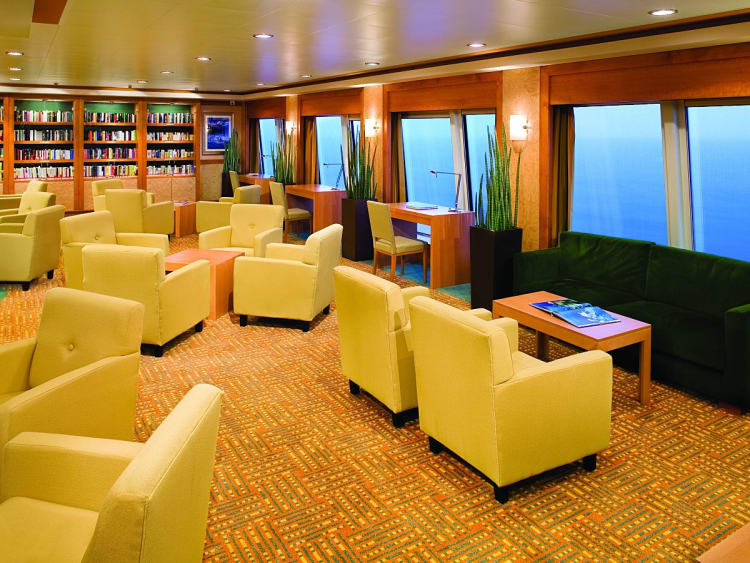 Norwegian Pearl: Magnum's Champagne & Wine bar