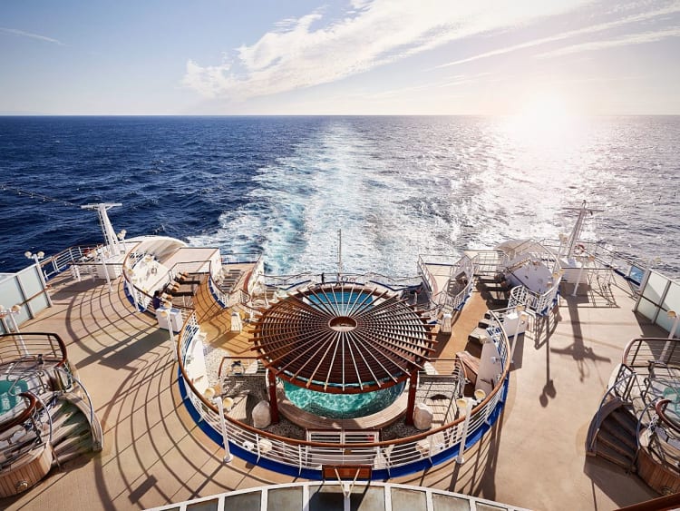 Diamond Princess: The Oasis und Outdoor Whirlpool