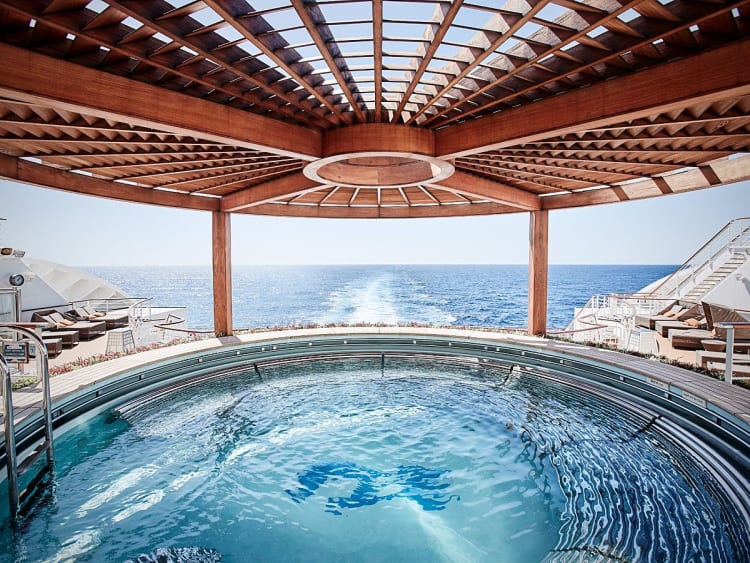 Diamond Princess: Izumi Japanese Bath - Spa Outdoor Whirlpool