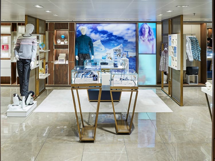 Silver Cloud: Boutique auf Deck 5