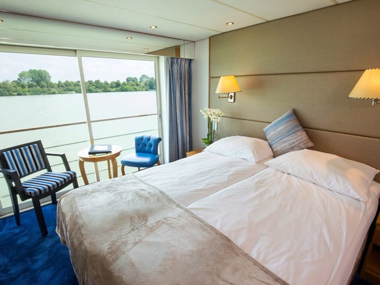 Johann Strauss: Stilvolle Aussenkabine mit franz&ouml;sischem Balkon