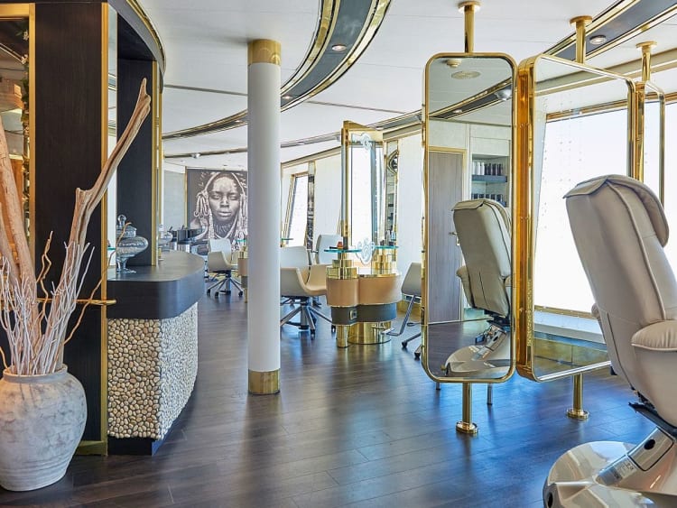 Vasco da Gama: Spabereich Friseur