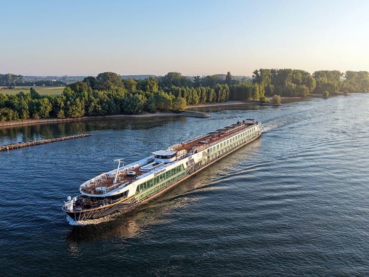 Lady Diletta: Au&szlig;enansicht