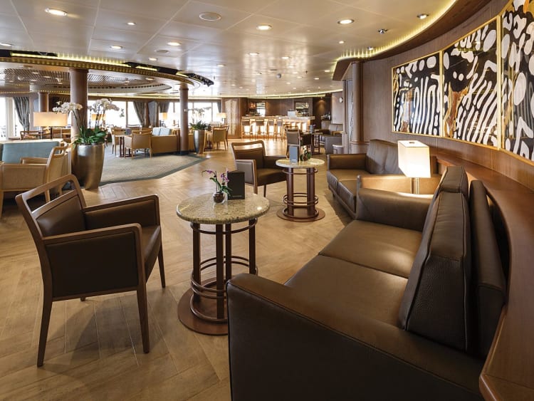 Silver Spirit: Panorama Lounge Innenbereich auf Deck 9