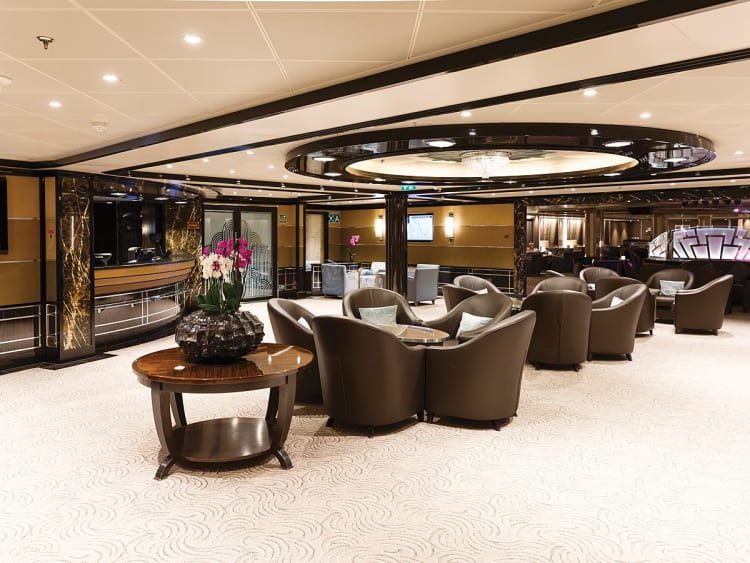 Silver Spirit: Rezeption auf Deck 5