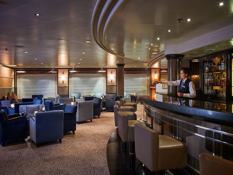 Silver Whisper: The Bar auf Deck 5