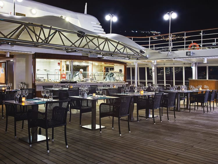 Silver Wind: Restaurant The Grill Aussenbereich