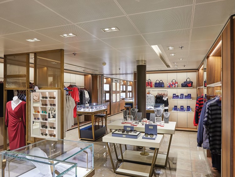 Silver Wind: Boutique