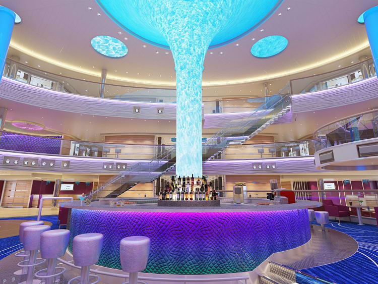 Carnival Horizon: Atrium