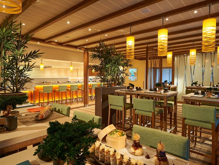 Carnival Sunrise: Restaurant Bonsai Sushi