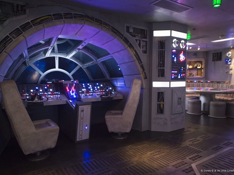 Disney Dream: Millennium Falke im Disney's Oceaneer Club auf Deck 5