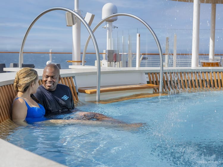 Disney Dream: "Quiet Cove" Pool auf Deck 11