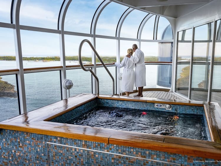 Disney Dream: Whirlpool im "Senses Spa & Salon" auf Deck 11
