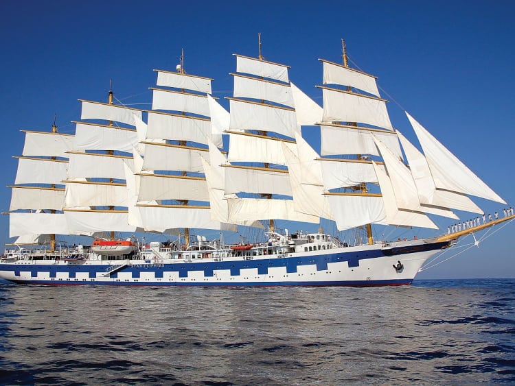 Royal Clipper: Seitliche Ansicht