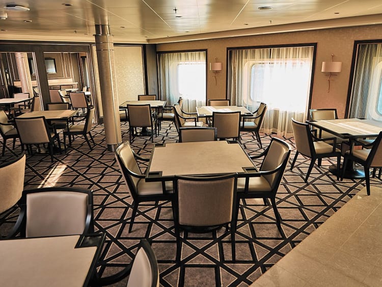 Regent Seven Seas - Seven Seas Voyager - Picture 4